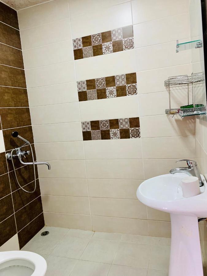Nadia Guesthouse Mestia Luaran gambar