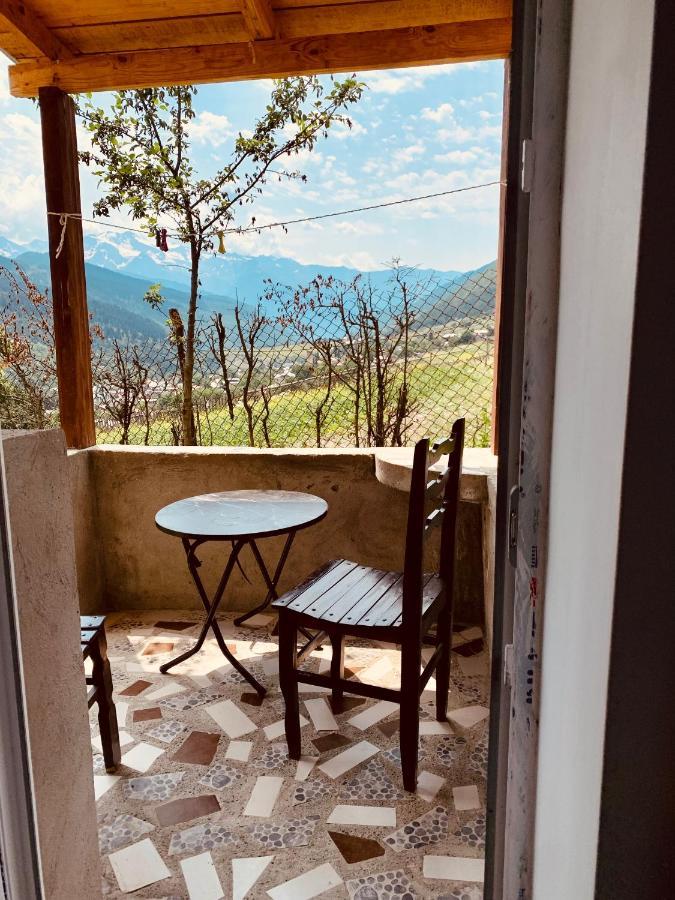 Nadia Guesthouse Mestia Luaran gambar