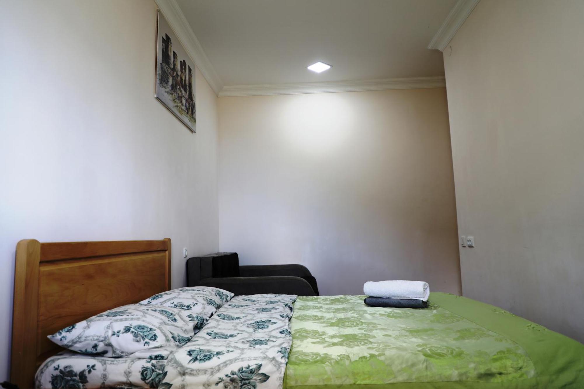 Nadia Guesthouse Mestia Luaran gambar