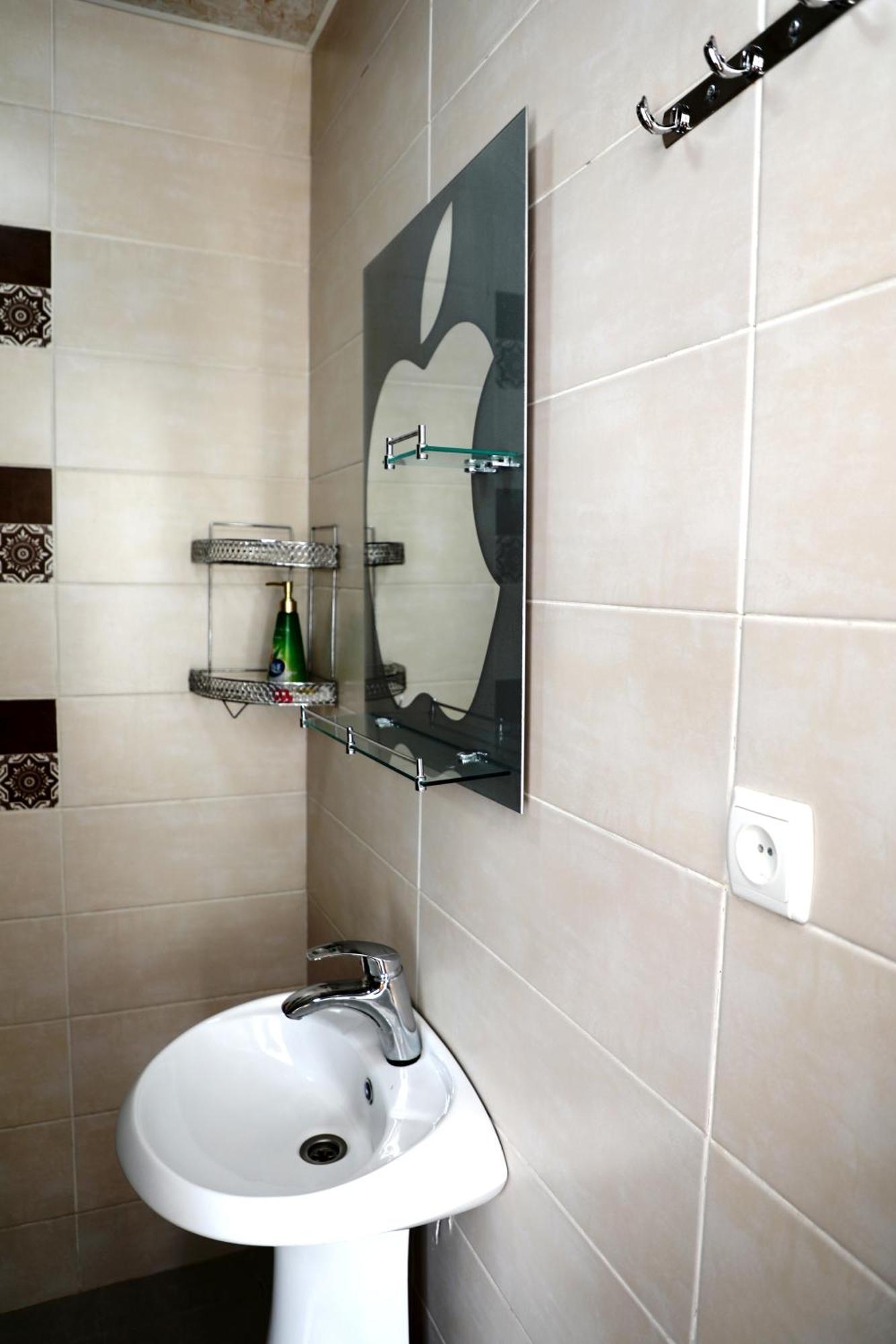 Nadia Guesthouse Mestia Luaran gambar