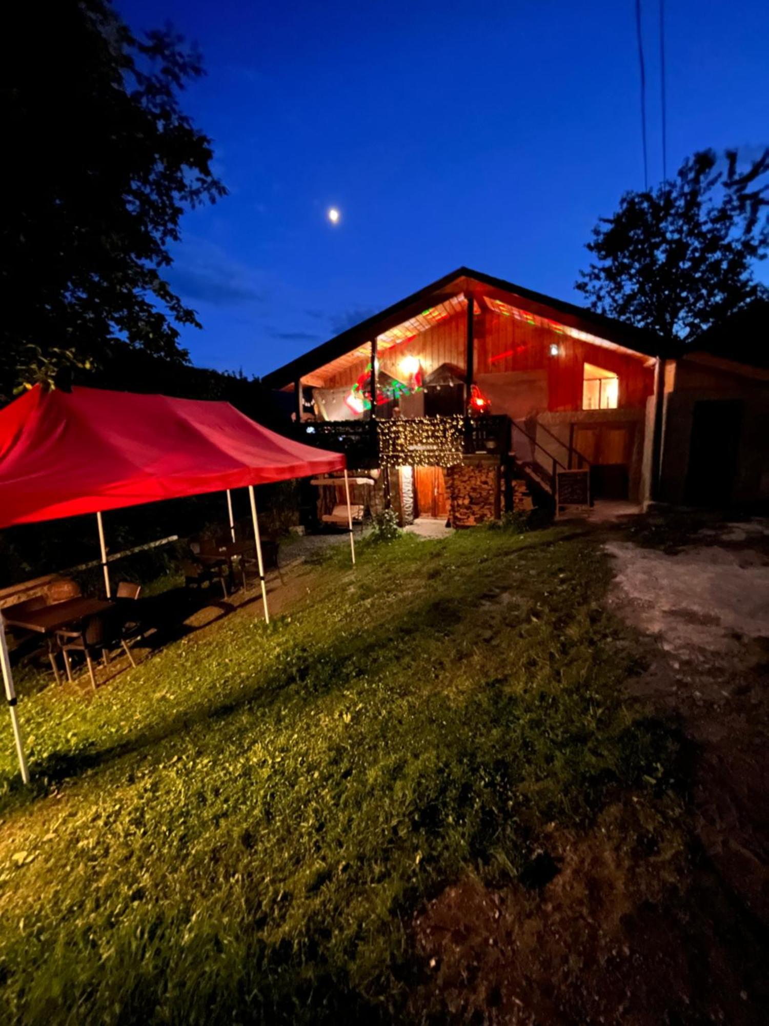 Nadia Guesthouse Mestia Luaran gambar