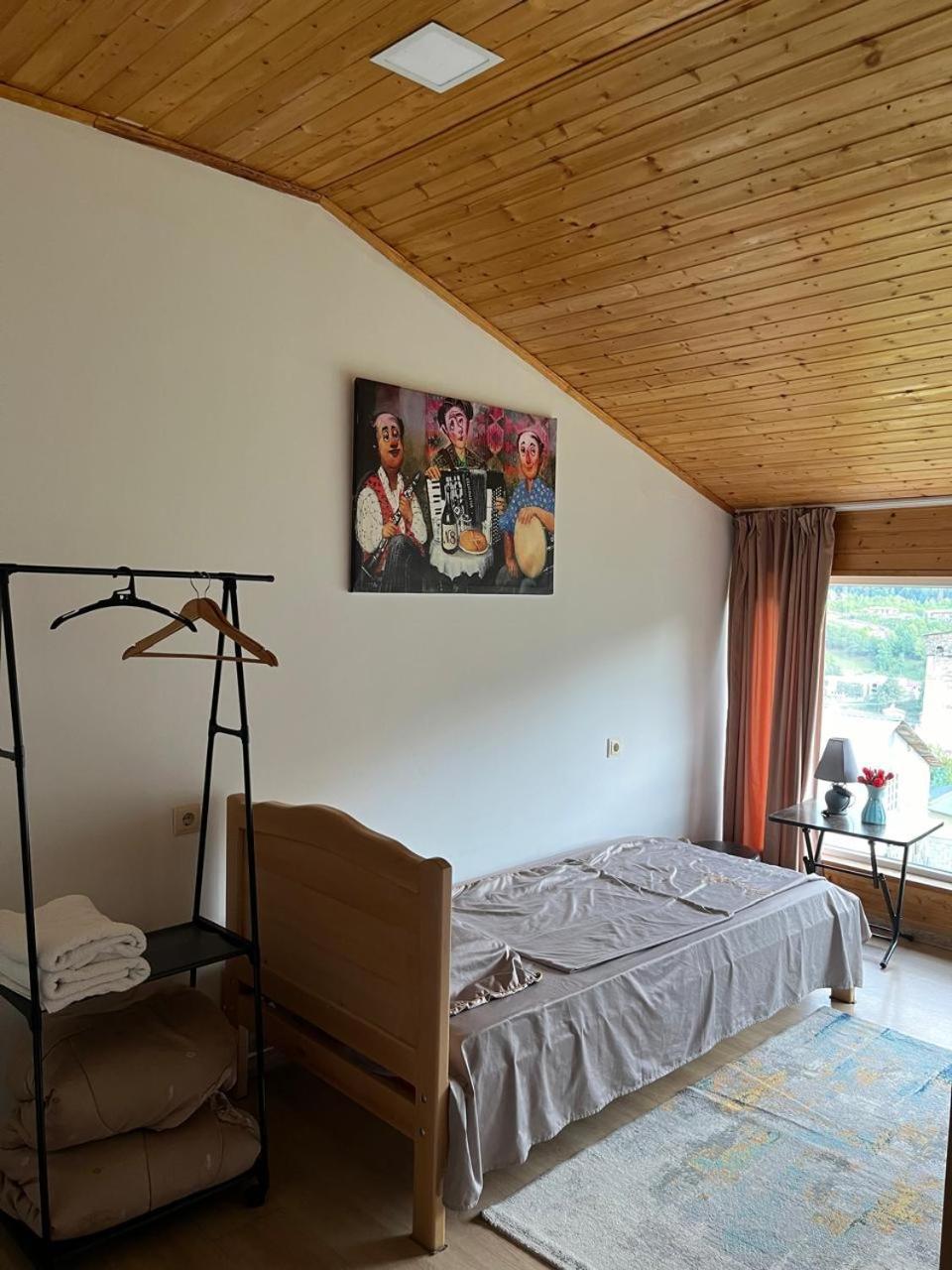 Nadia Guesthouse Mestia Luaran gambar
